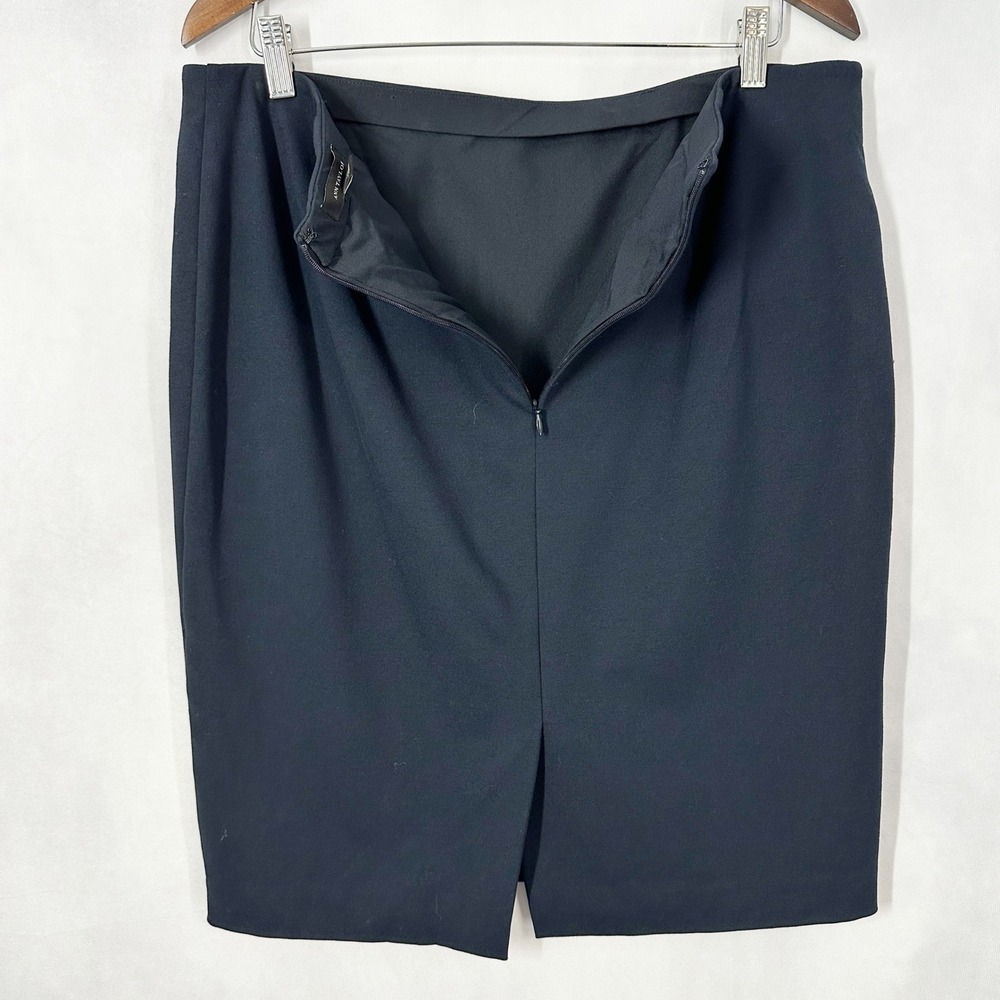 Ann Taylor Jewel Embellished Navy Blue Ponte Knit Pencil Skirt Women's Size 14 - Picture 5 of 10